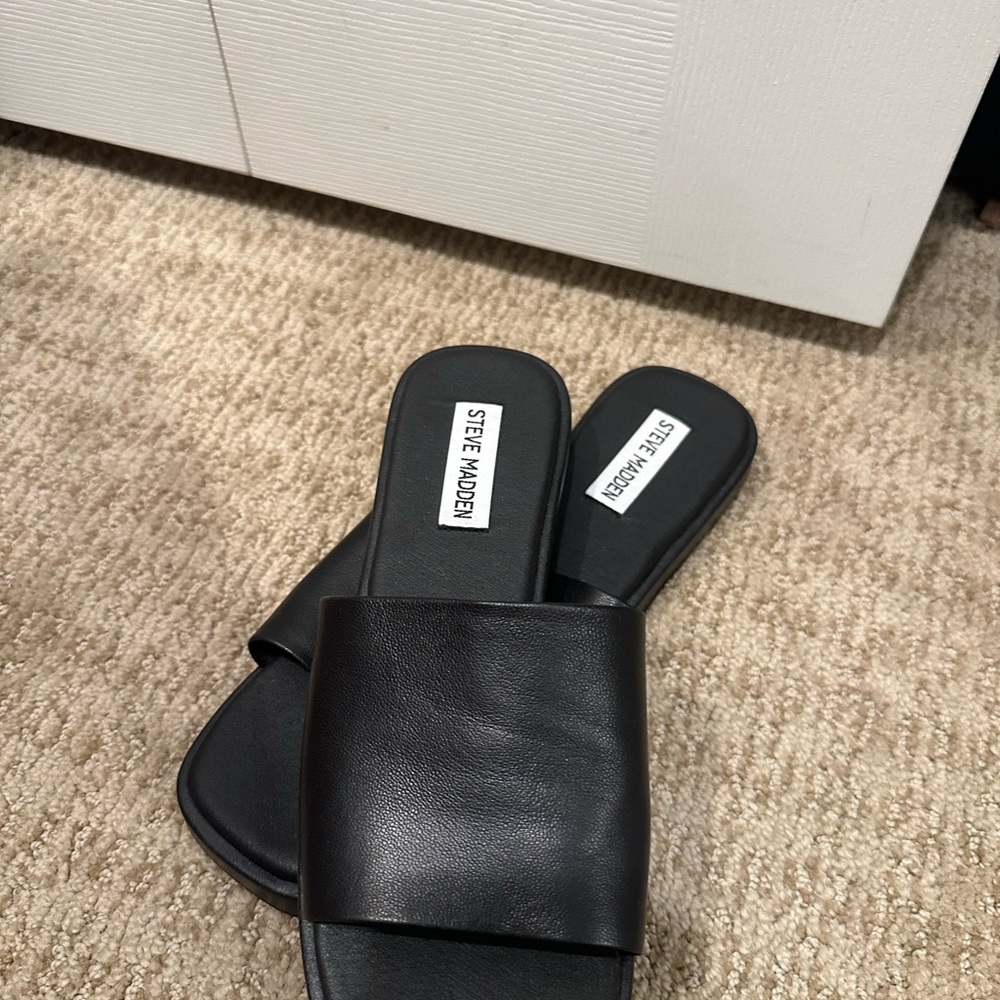 Black Slide Sandals by Steve Madden Size 7